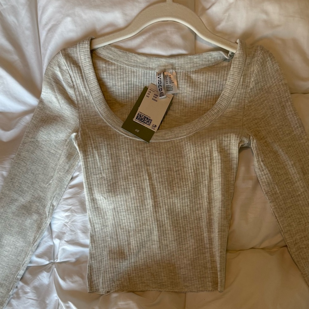 Ribbed Light Gray Long Sleeve Top
